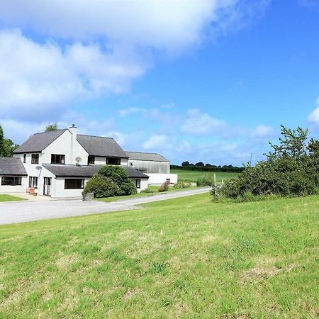 Tyddyn Crwn Country-House Apartments Beaumaris Exterior foto