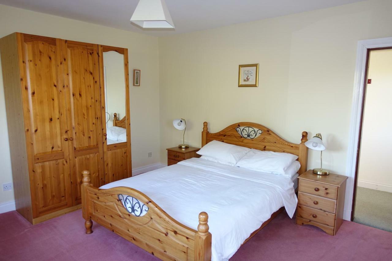 Tyddyn Crwn Country-House Apartments Beaumaris Exterior foto